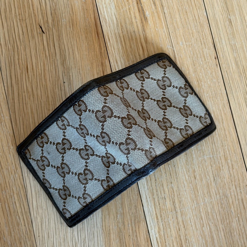 Gucci Beige and Black GG Pattern Wallet - Picture 4 of 5